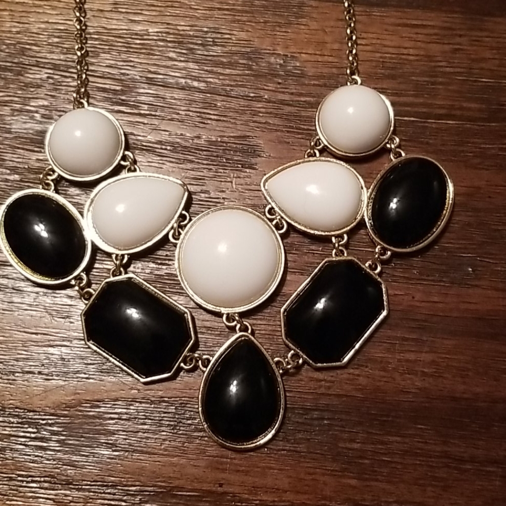 Statement Necklace - Picture 2 of 2